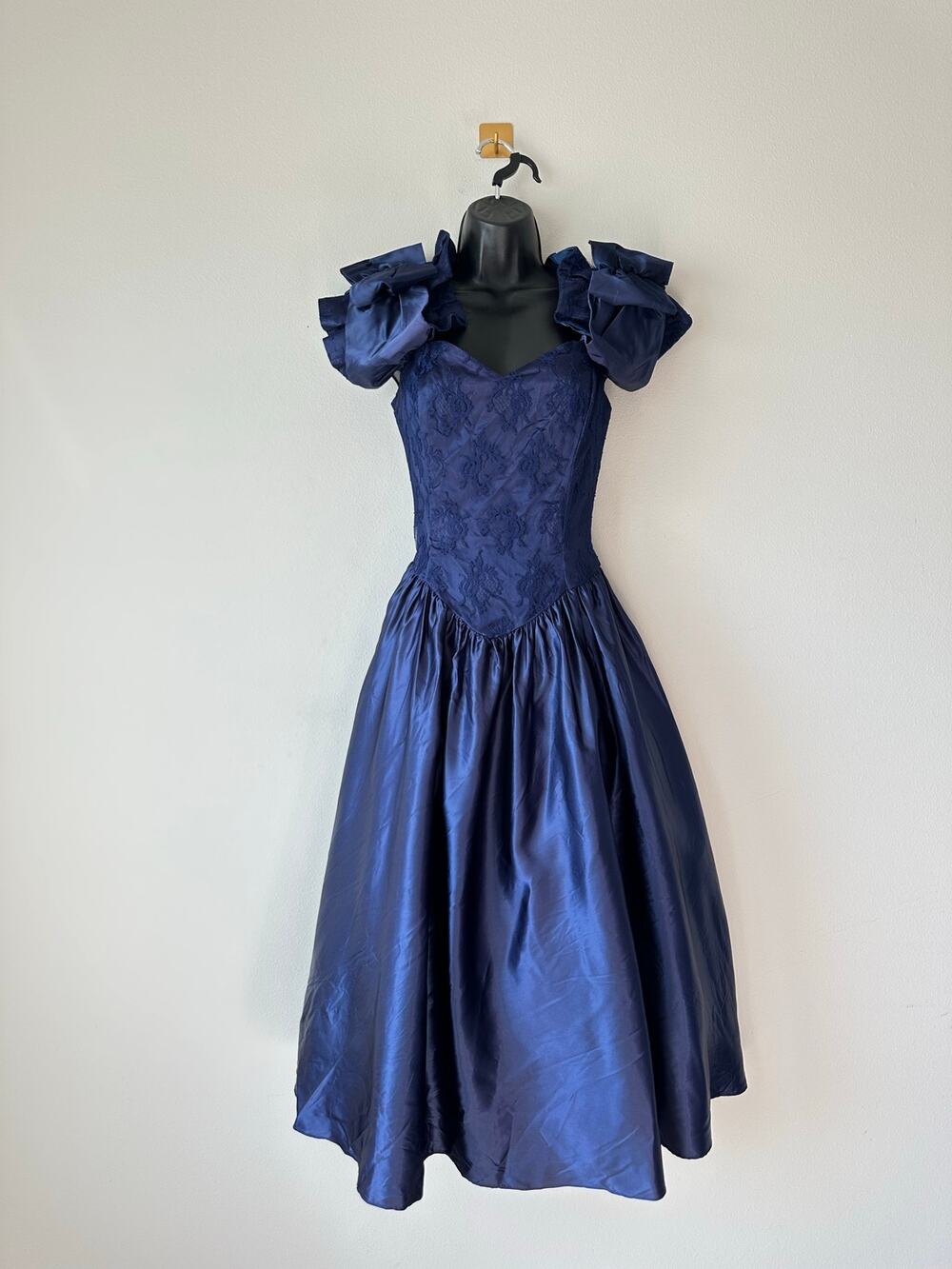 Vintage 80s Blue Lace Prom Dress Bow Shoulder Basque Waist Princess Gown M